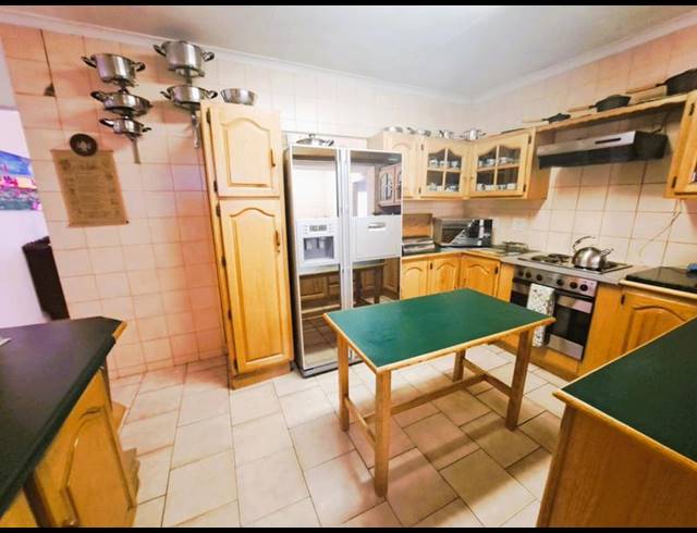 3 BEDROOM HOUSE FOR SALE IN HEUWELOORD